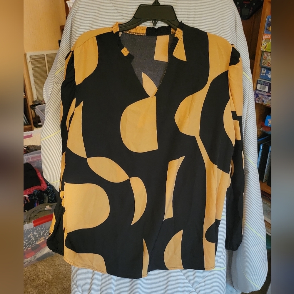 Retro Yellow Black Ruffled Neckline 2XL Brand New